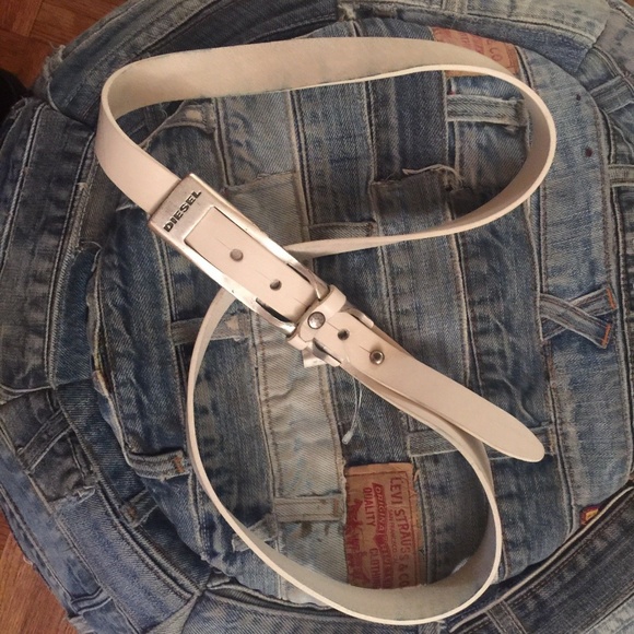 DIESEL WHITE LEATHER BELT WITH LOGO / LOGO BUCKLE - Picture 2 of 7
